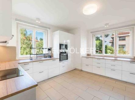 P1346199-HDR_web | Pronájem - dům/vila, 277 m²