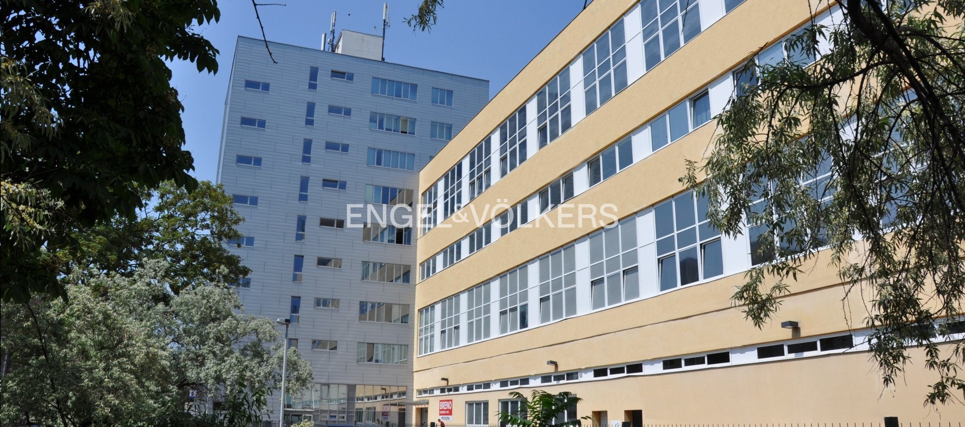 Hall-office-park2