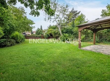 3 | Pronájem - dům/vila, 227 m²