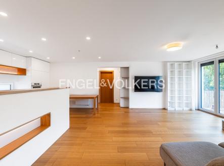 1 | Pronájem bytu, 4+kk, 126 m²