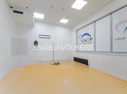 3 | Pronájem - kanceláře, 198 m²