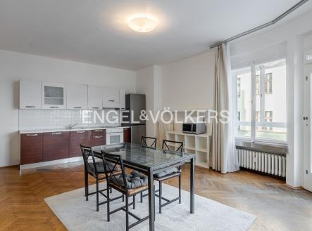 2 | Pronájem bytu, 3+1, 135 m²