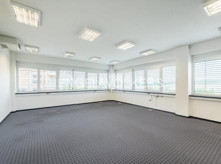 DSC_8168-HDR_web | Pronájem - kanceláře, 157 m²