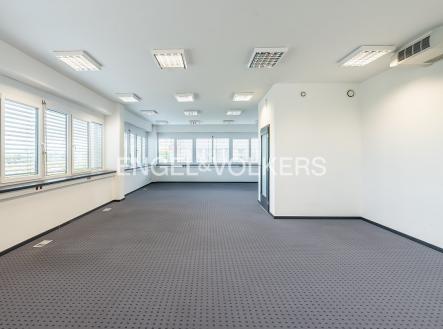 DSC_8171-HDR_web | Pronájem - kanceláře, 157 m²