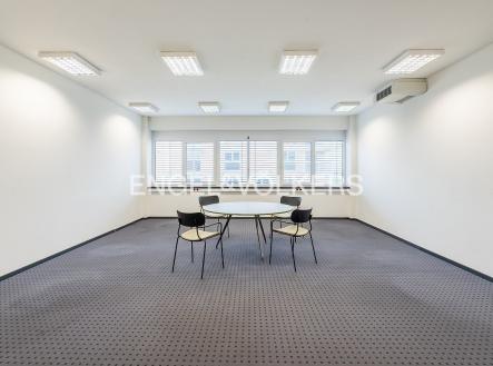 DSC_8150-HDR_web | Pronájem - kanceláře, 46 m²