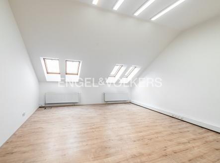 2 | Pronájem - kanceláře, 116 m²