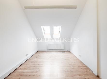 3 | Pronájem - kanceláře, 116 m²