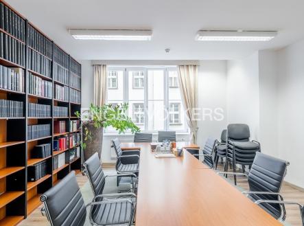 2 | Pronájem - kanceláře, 150 m²