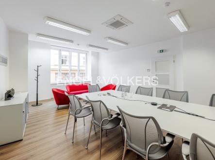 4 | Pronájem - kanceláře, 150 m²
