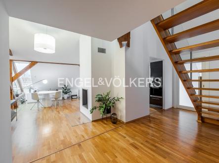 4 | Pronájem bytu, 5+kk, 210 m²