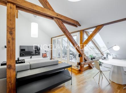 Pronájem bytu, 5+kk, 210 m² obrázek