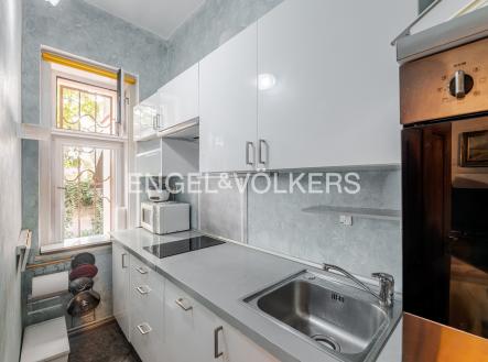 P1389884-HDR_expose | Pronájem - dům/vila, 196 m²