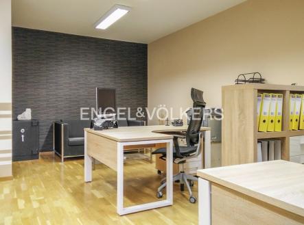 IMG_20160126_134901a_web | Pronájem - kanceláře, 68 m²