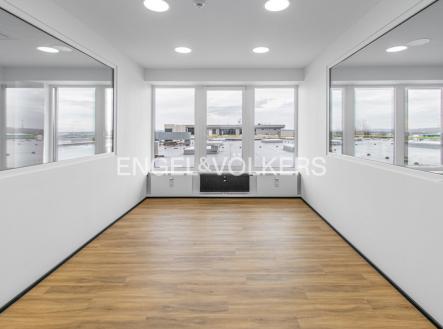 3 | Pronájem - kanceláře, 147 m²