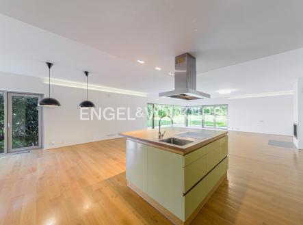 DSC_8931-HDR_web | Pronájem - dům/vila, 400 m²