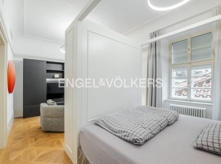 4 | Pronájem bytu, 1+1, 48 m²