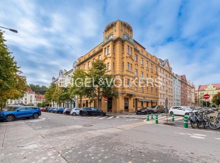 1 | Pronájem - restaurace, 366 m²