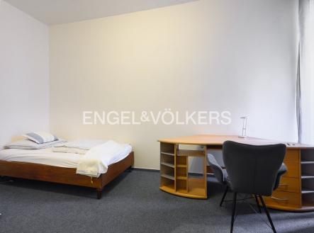 4 | Pronájem bytu, 3+kk, 72 m²