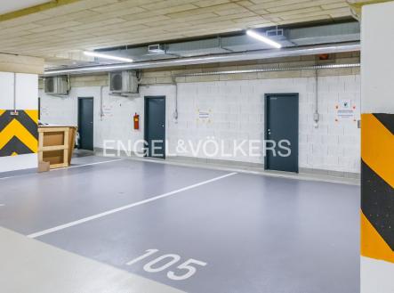 3 | Pronájem - malý objekt/garáž