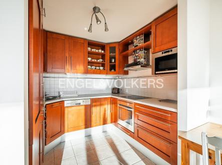 4 | Pronájem bytu, 2+kk, 71 m²