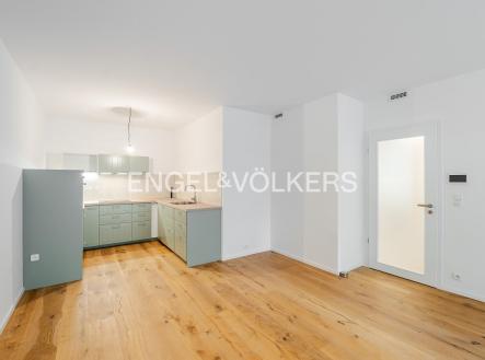 P1423883_web | Pronájem bytu, 2+kk, 70 m²