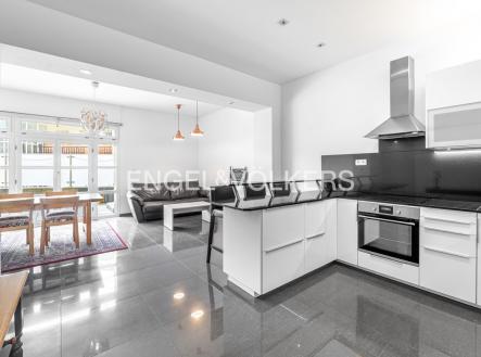 1 (2) | Pronájem bytu, 3+kk, 80 m²