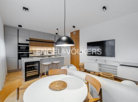 4 | Pronájem bytu, 3+kk, 75 m²