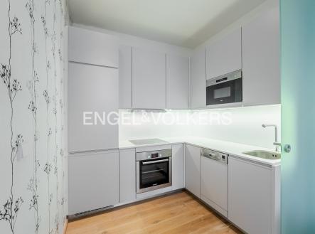 P1434142_web | Pronájem bytu, 2+kk, 55 m²