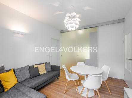 P1434146_web | Pronájem bytu, 2+kk, 55 m²