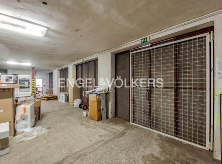 2 | Pronájem - komerční objekt, sklad, 3 000 m²