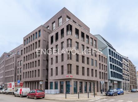 Copy of DSC_8029_expose | Pronájem - malý objekt/garáž