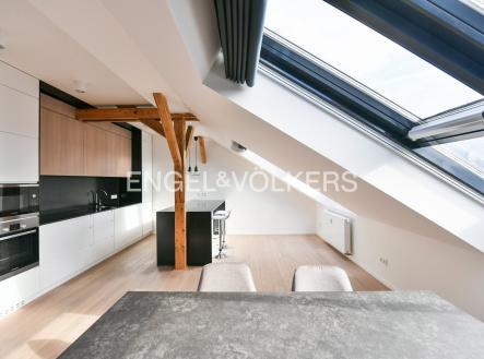 2 | Pronájem bytu, 3+kk, 156 m²