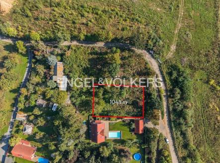 2 (11) | Prodej - pozemek pro bydlení, 1 048 m²