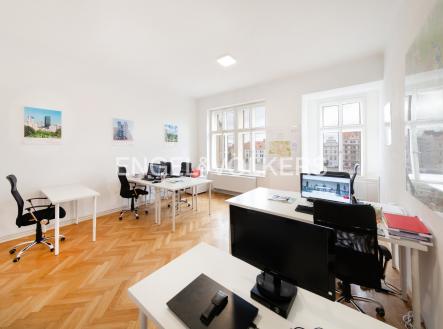 F_0036_D14_1659_exposé_(2008x1339px) | Pronájem - kanceláře, 170 m²