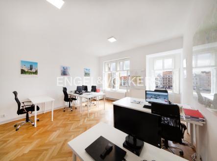 F_0042_D14_1665_exposé_(2008x1339px) | Pronájem - kanceláře, 170 m²