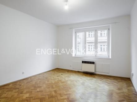 1 | Pronájem bytu, 1+kk, 35 m²