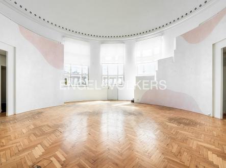 1 | Pronájem - kanceláře, 231 m²