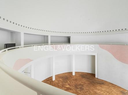 2 | Pronájem - kanceláře, 231 m²