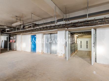 P1435206_web | Pronájem - komerční objekt, sklad, 235 m²