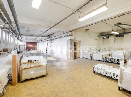 P1435204_web | Pronájem - komerční objekt, sklad, 235 m²