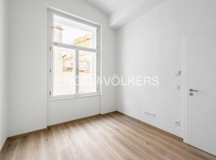 2 | Pronájem bytu, 2+kk, 37 m²