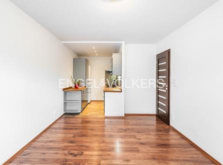 2 | Pronájem bytu, 2+kk, 40 m²