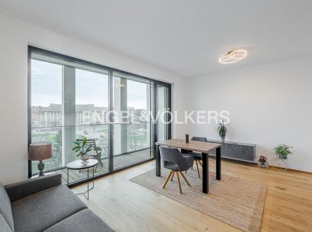 4 | Pronájem bytu, 1+kk, 33 m²