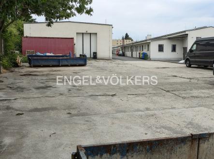 F_0012_A05_9041_web_(1200x800px) | Pronájem - malý objekt/garáž