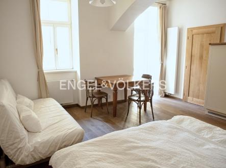 Pronájem bytu, 1+kk, 32 m² obrázek