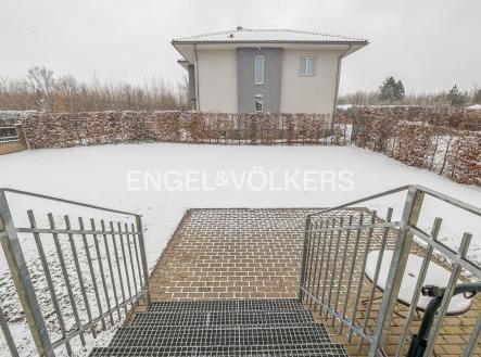 P1434951_web | Pronájem - dům/vila, 400 m²