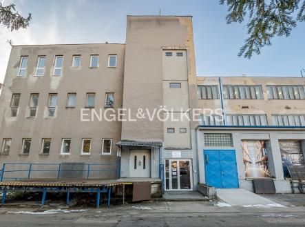 P1435221_web | Pronájem - komerční objekt, sklad, 310 m²