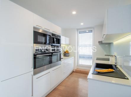 2 | Pronájem bytu, 4+kk, 119 m²