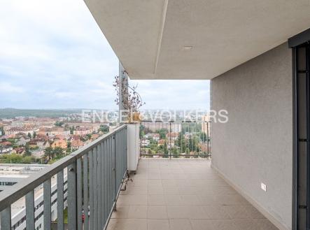 P1401804_web | Pronájem bytu, 2+kk, 60 m²