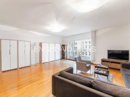 Pronájem bytu, 4+kk, 130 m² obrázek